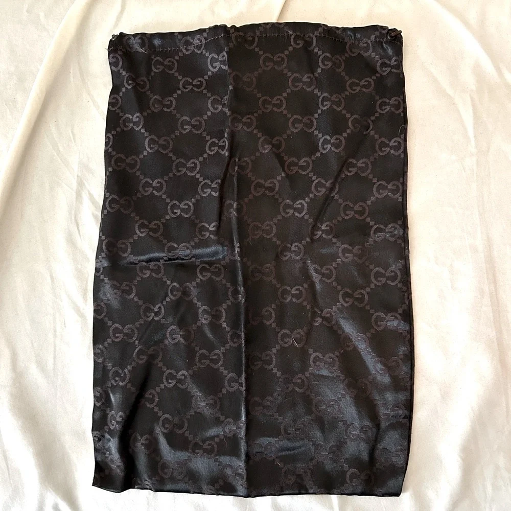 Gucci- Medium Dust Bag